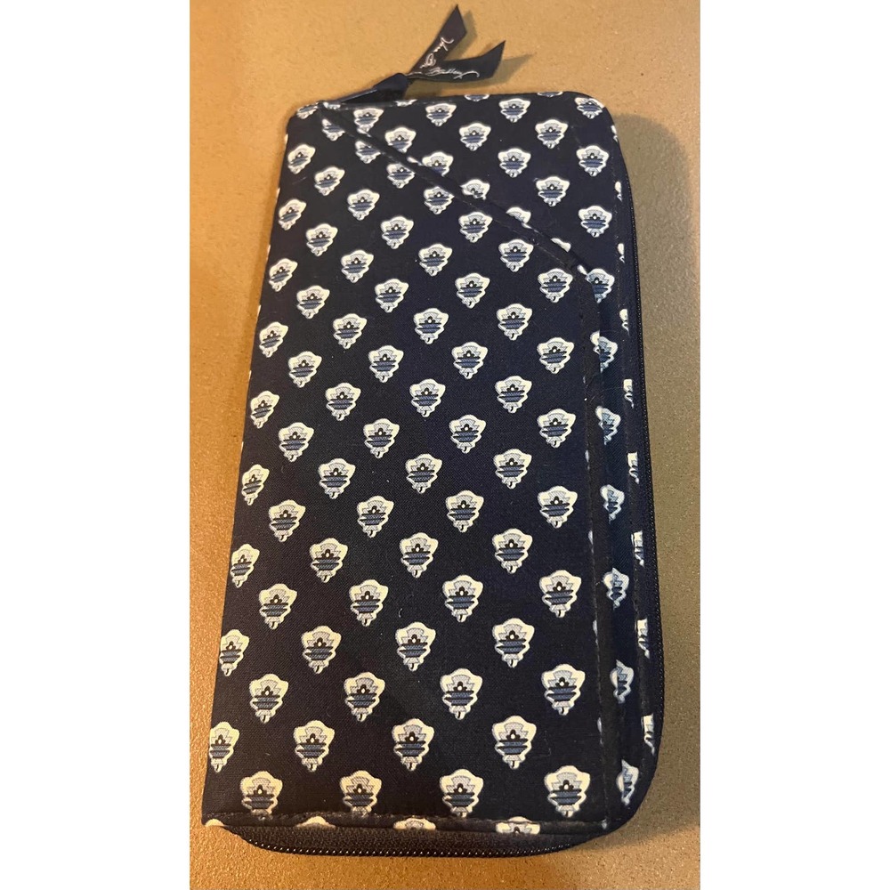 Vera Bradley Travel Organizer Wallet/Clutch Nantucket Blue (New Without Tags)